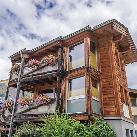 Chalet Schwalbennest Zermatt Bagian luar foto