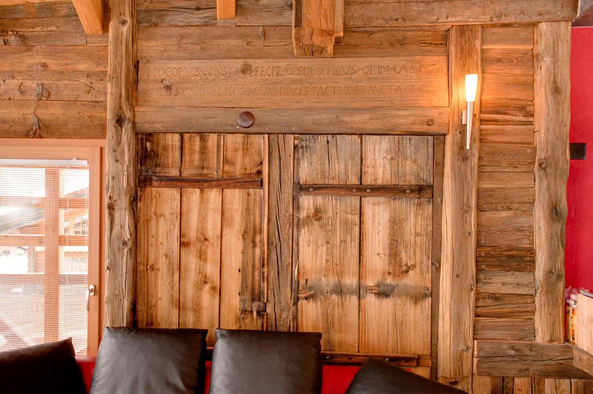 Chalet Schwalbennest Zermatt Bagian luar foto