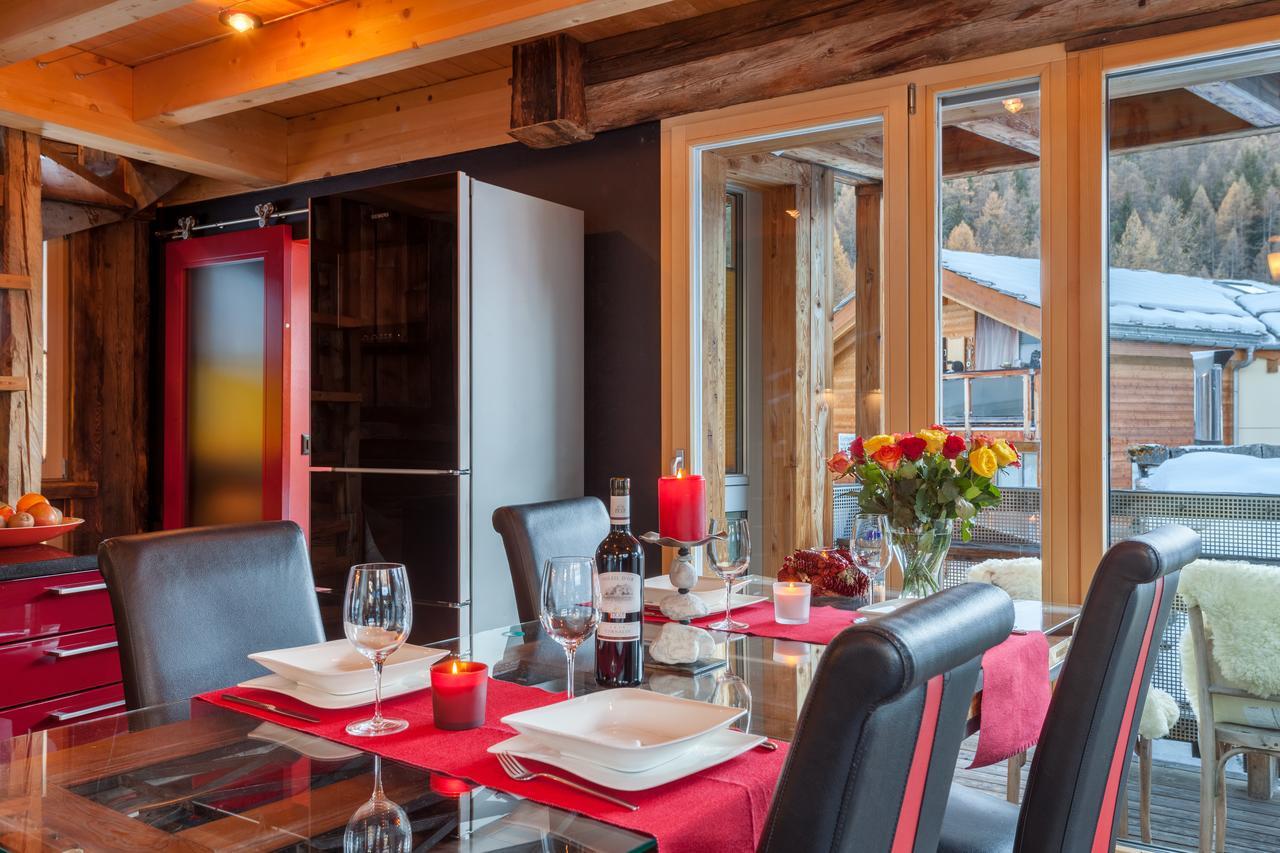 Chalet Schwalbennest Zermatt Bagian luar foto
