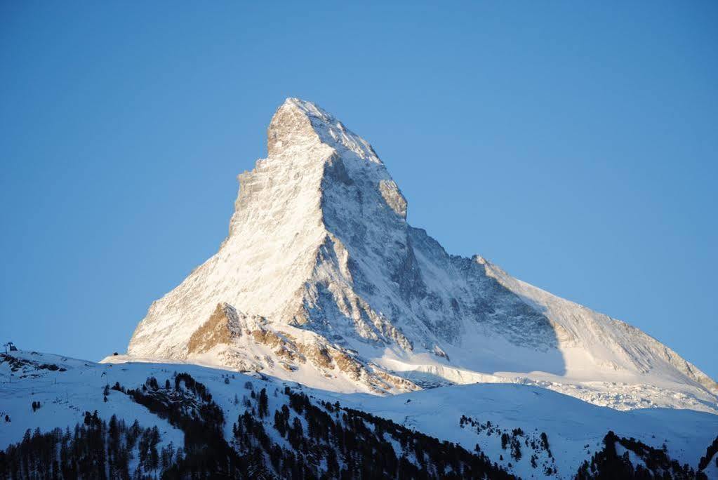 Chalet Schwalbennest Zermatt Bagian luar foto